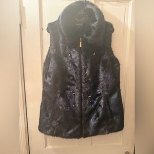 Ellen Tracy black faux fur women’s elegant vest XL